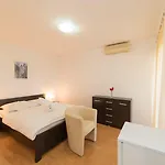 Captain's Club Pensjonat 4*
