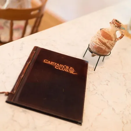 Guest house Captain's Club 3*