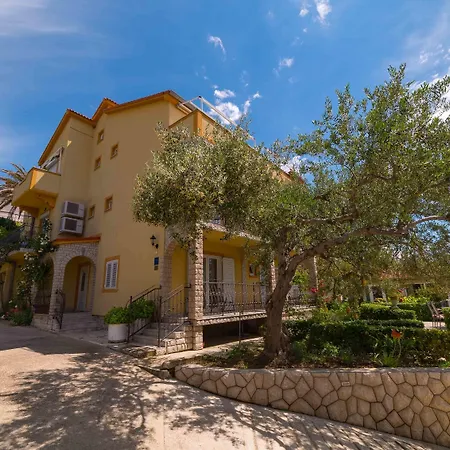 Affittacamere Captain's Club