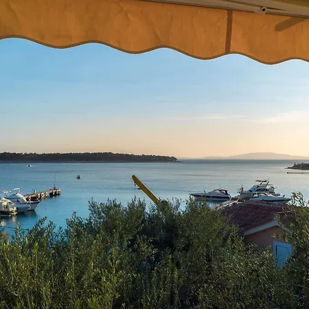 Captain's Club Affittacamere 4*