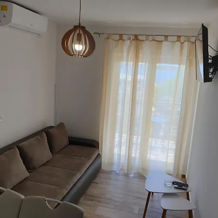 Guest house Captain's Club Banjol