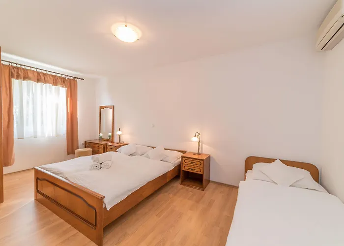 Captain's Club Gæstehus