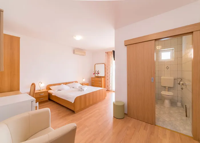 Captain's Club Gæstehus