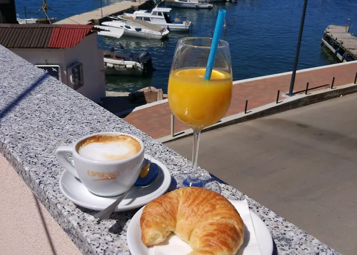 Captain's Club Maison d'hôtes 4*